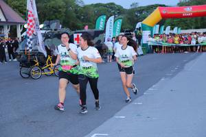 BIB: 1346, 1347, 1348
                            <button type="button" onclick="openModal(3625983)" class="btn btn-primary btn-sm float-right btn-popup" data-toggle="modal" data-target=".modal-high-quality">
                        <i class="fas fa-shopping-cart"></i> Add to Cart
                    </button>
                                            <button type="button" onclick="isThisMe(3625983, true)" class="btn btn-success btn-sm float-right btn-popup btn-isme hidden" data-toggle="tooltip" data-placement="bottom" title="นี่คือรูปของคุณใช่ไหม คลิกที่นี่เพื่อเอาเข้าอัลบั้ม">
                        <i class="fas fa-plus"></i> Add to album
                    </button>
                    <button type="button" onclick="isThisMe(3625983, false)" class="btn btn-warning btn-sm float-right btn-popup btn-isnotme hidden">
                        <i class="fas fa-ban"></i> Remove from album
                    </button>